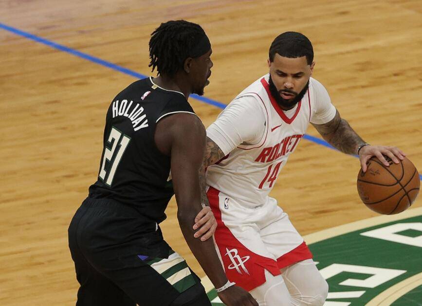 足球赛场再起风云：荆楚赤兔队火力全开三湘火箭队，新援首秀制胜冲刺阶段不容有失的简单介绍开云体育登录入口