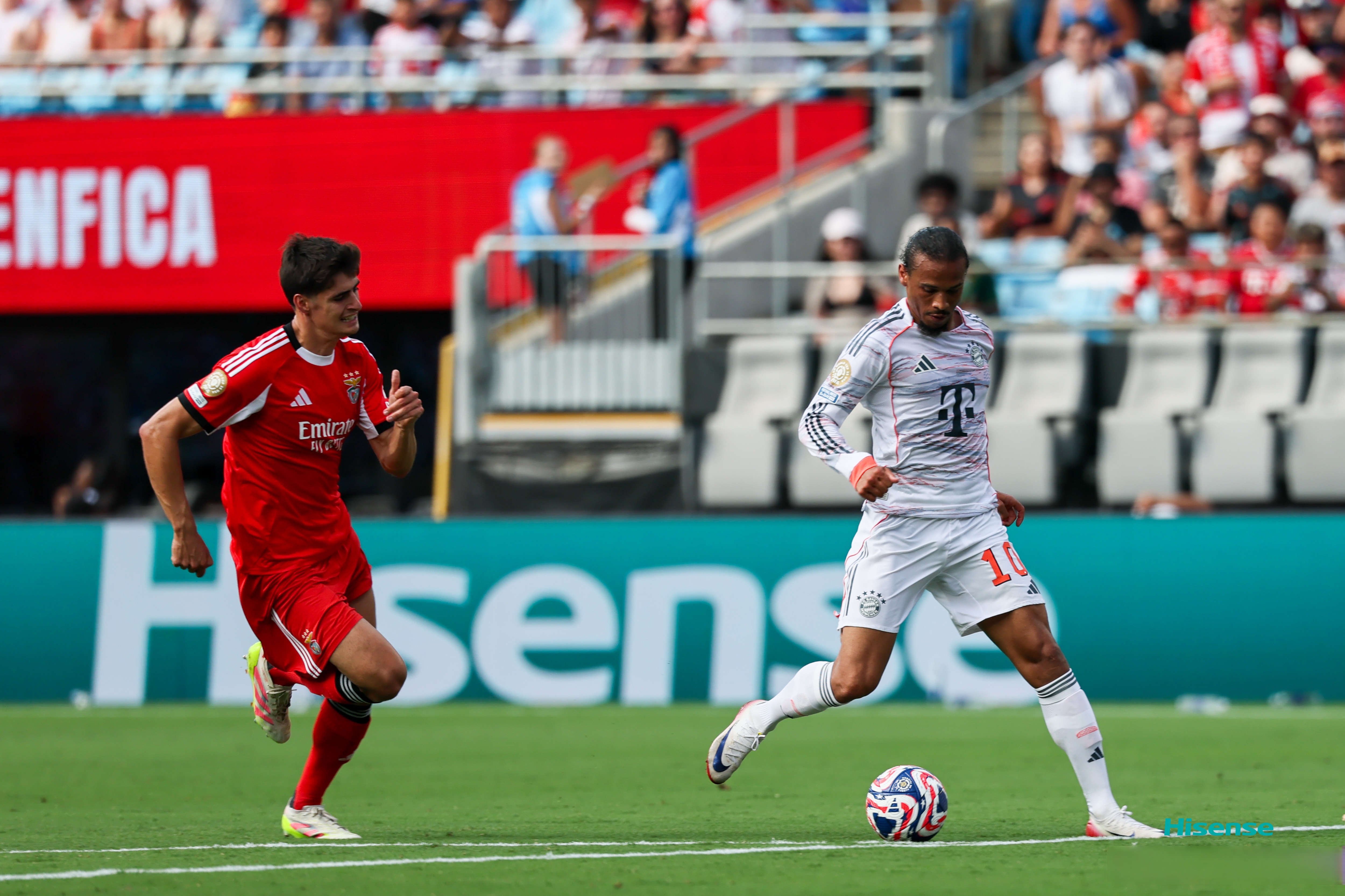 转折点皇家马德里再遭质疑；法甲转会期攻防权衡；球迷炸锅；赛程密集仍需轮换的简单介绍开云体育注册平台